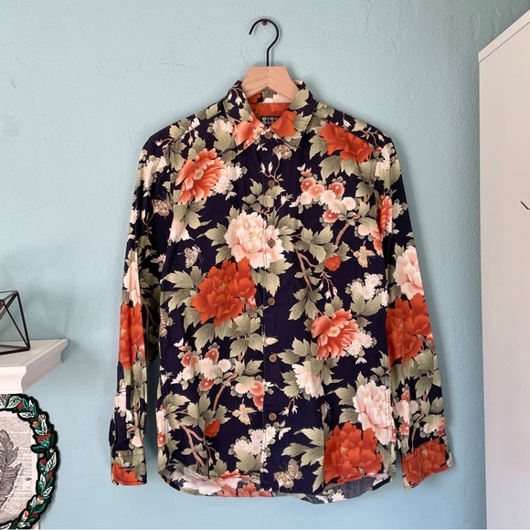 Vintage Shirts Takeo Kikuchi Japanese Carnation Mens Button Up